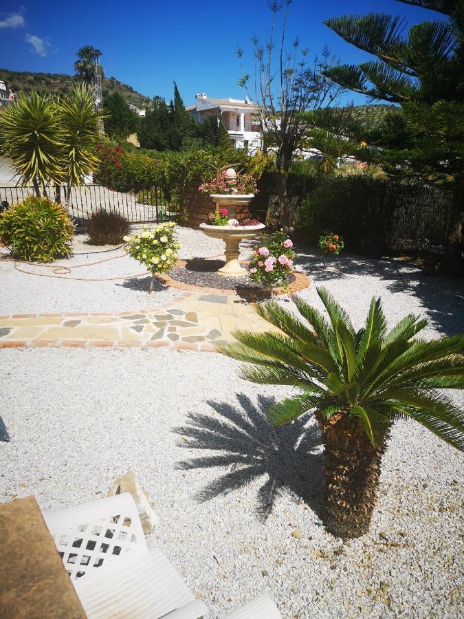 Villa Casa Las Fresas Alcaucín Exterior photo